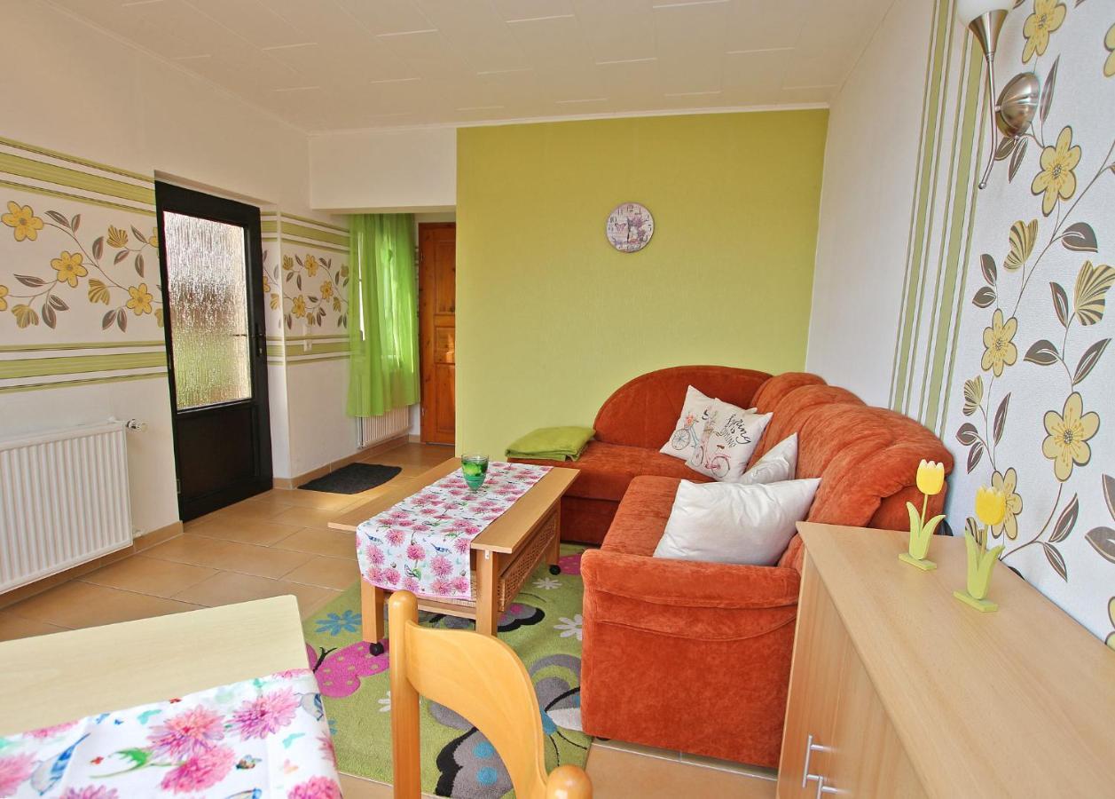 Ferienwohnung Waren See 8481 Екстер'єр фото